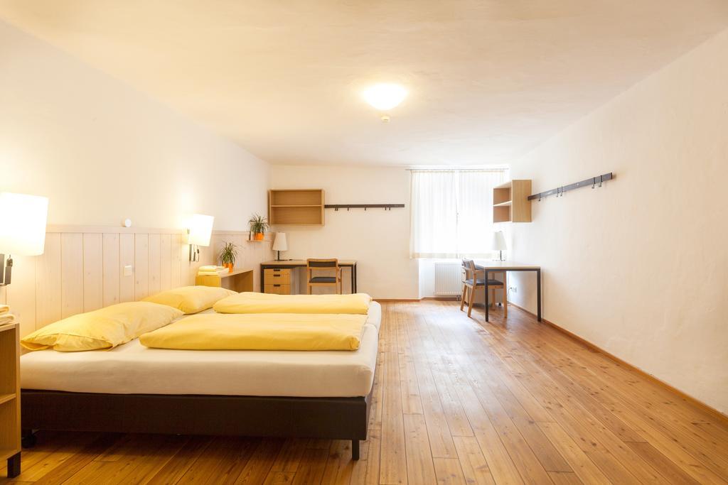 Hotel Kolping Hallein Ngoại thất bức ảnh